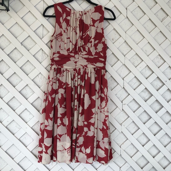 Loft Floral Pleated Sleeveless Summer Dress - Picture 4 of 11